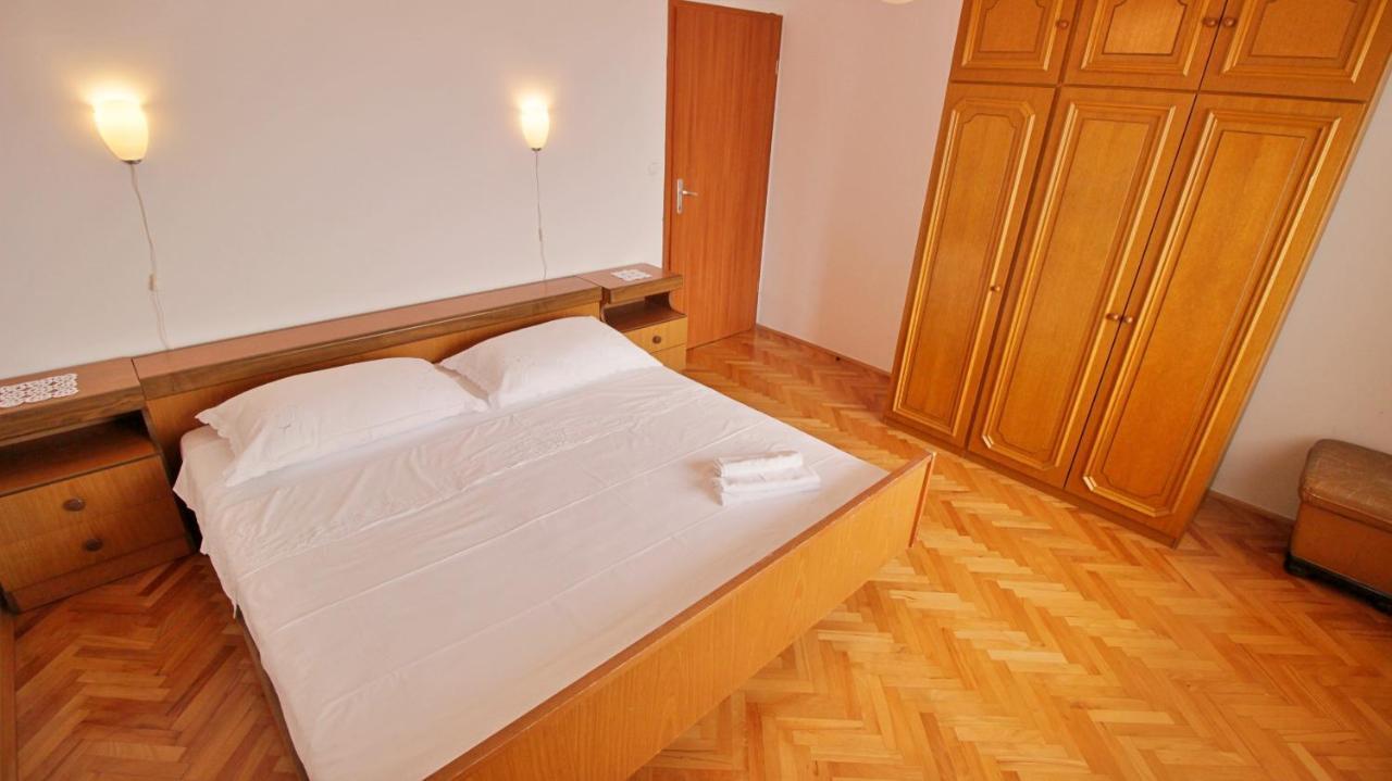 Apartment Ora Omiš Kültér fotó