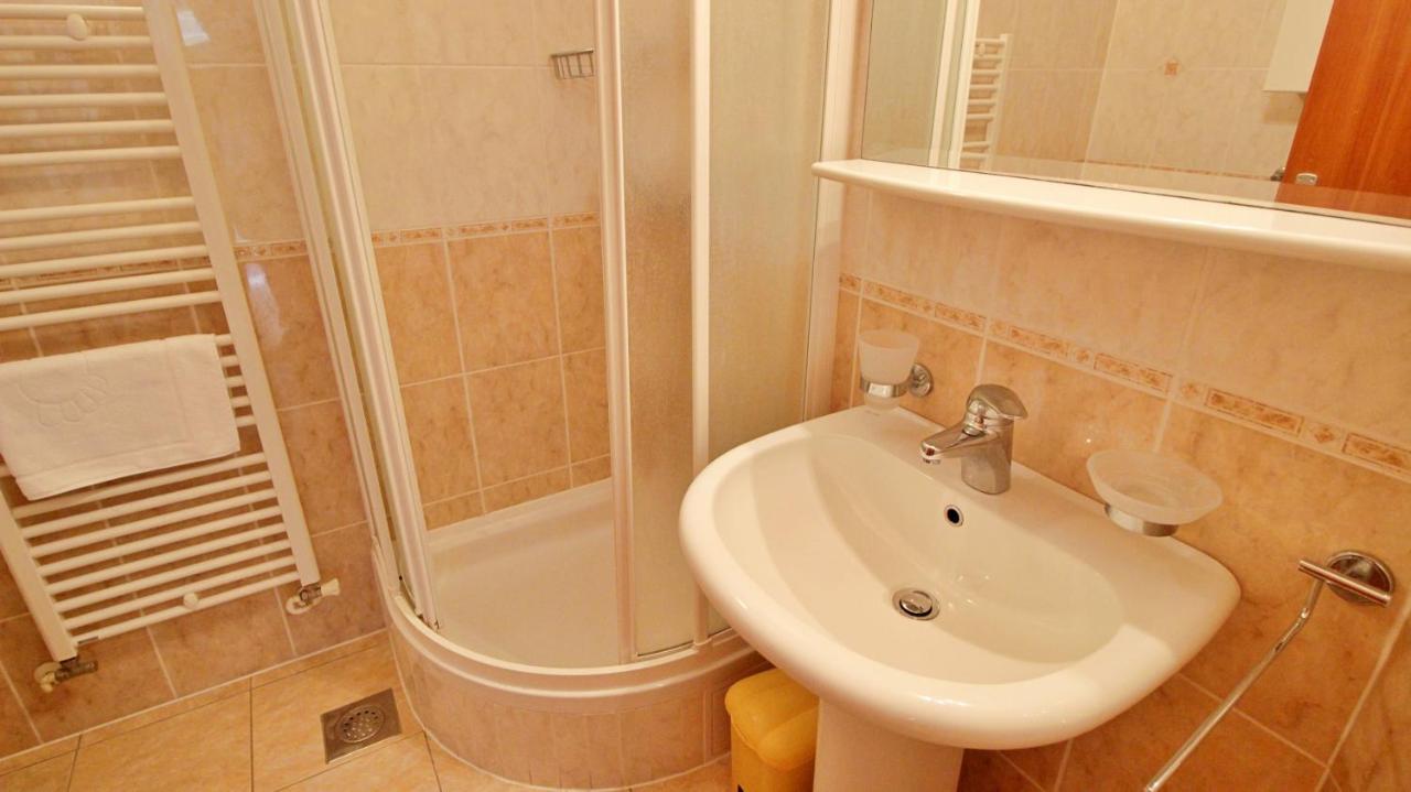 Apartment Ora Omiš Kültér fotó