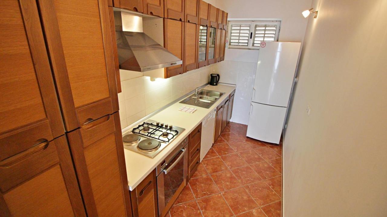 Apartment Ora Omiš Kültér fotó